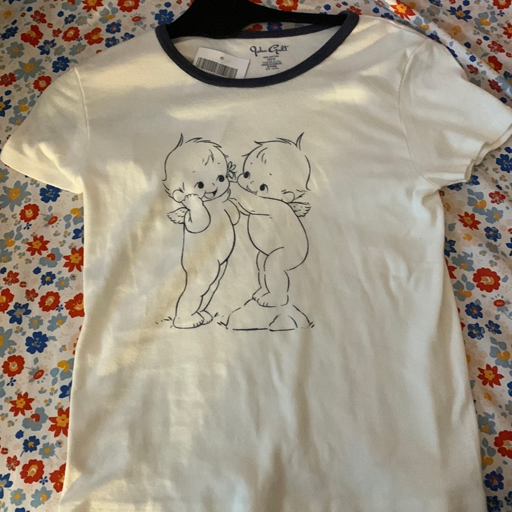Brandy Melville Baby Tee